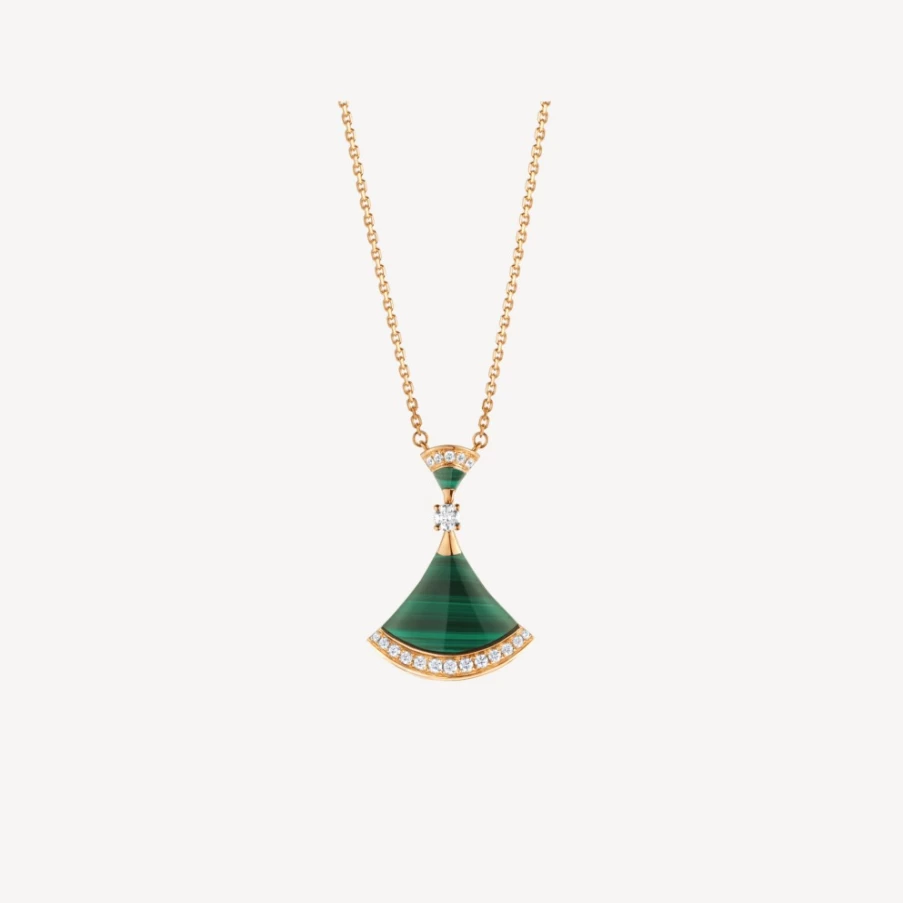 BVLGARI Divas’ Dream Green Pendant Necklace | Luxury Emerald Jewelry