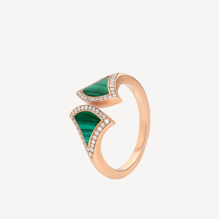 BVLGARI Divas’ Dream Green Ring | Luxury Emerald Jewelry Collection